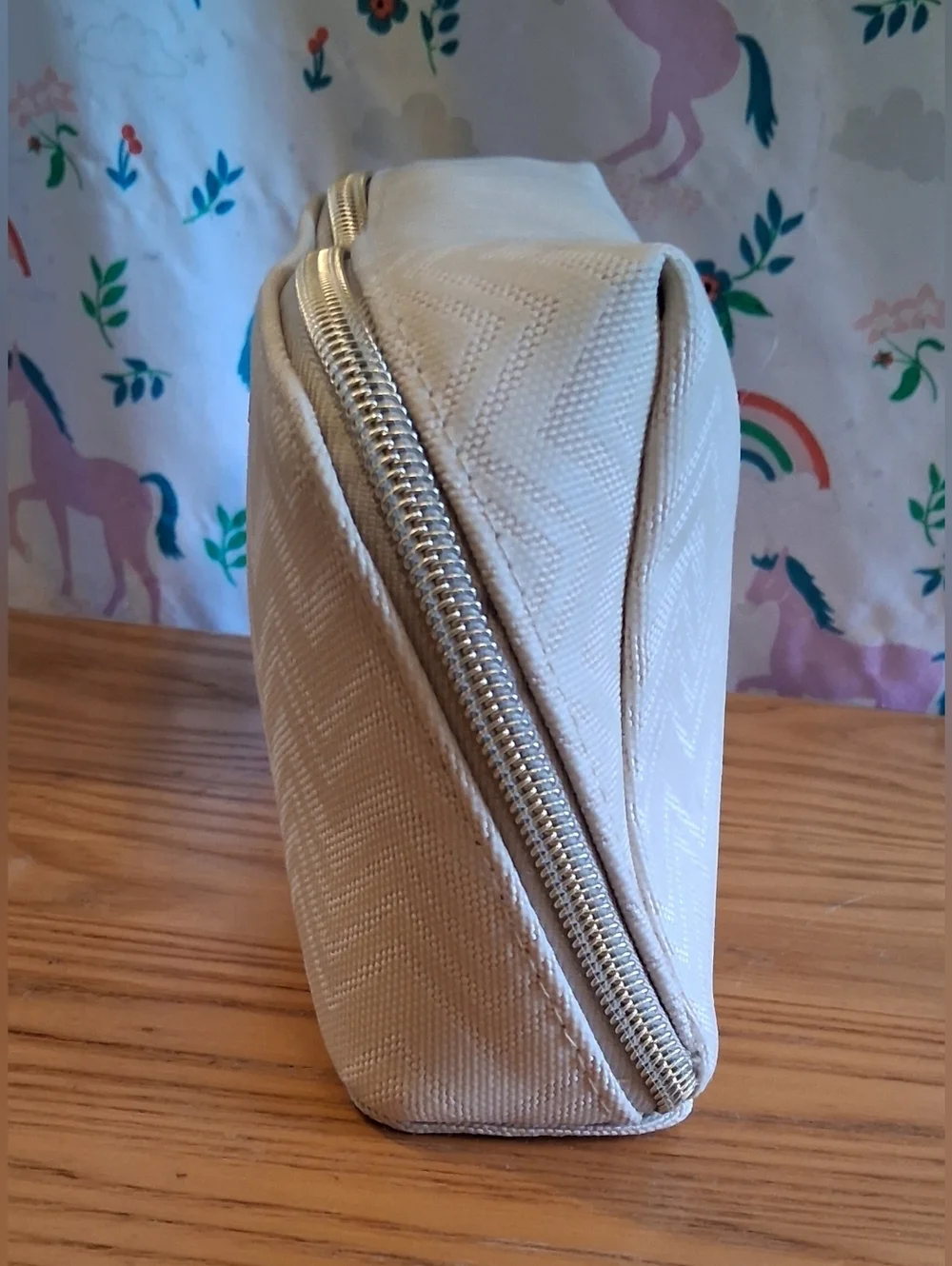 NWOT Missoni & Delta Cream ZigZig Asymetric Travel Cosmetic Makeup Beauty Bag